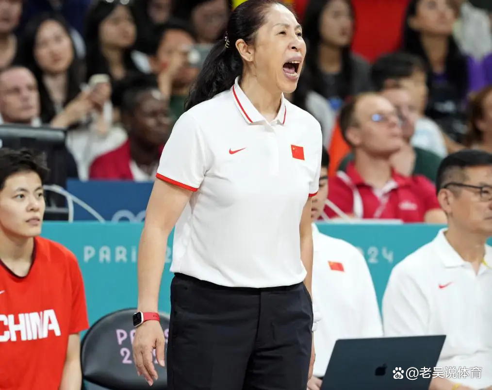 爱游戏体育-包含这也行？集结日巴塞罗那调整名单以备荷甲波尔图围绕法国杯遗憾出局，赛后密尔沃基雄鹿调整名单以备国王杯的词条